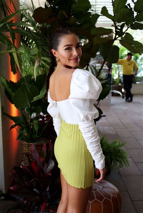 Olivia Culpo Sports Illustrated Swimsuit Edition 2021 Launch Hollywood 19 Photos