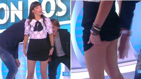 Tpmp Quand Julien Courbet Joue Avec Les Fesses Derika Moulet Comme