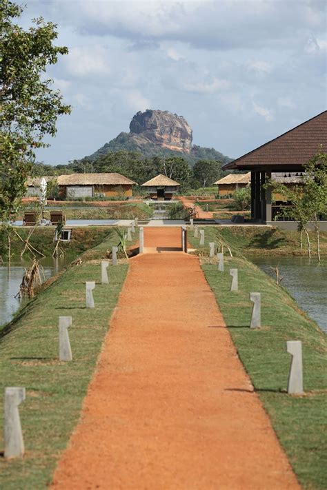 Water Garden Sigiriya Sri Lanka Bei Journey Dluxe Buchen