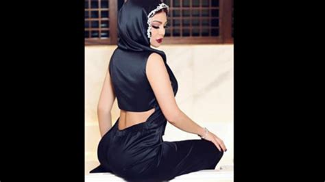 Lebanese Diva Haifa Wehbes ‘hijab Photoshoot Angers Fans