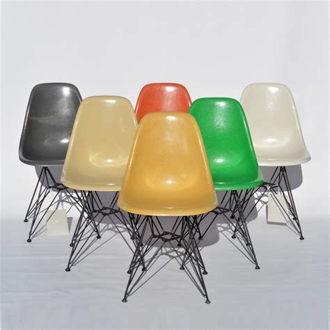 Set Of 6 Eames Dining Side Chairs Dsr With Vitra Eiffel Bases 57159