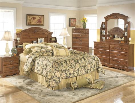 Country Cottage Style Bedrooms