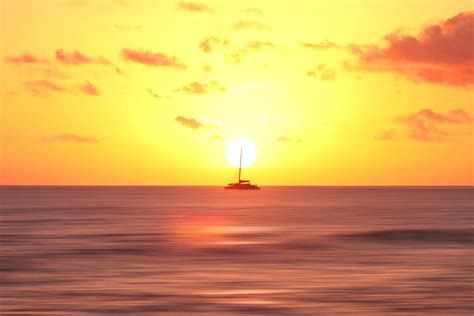 Deluxe Kaanapali Sunset Sail Mauis Luxury Sunset Cruise Sail Trilogy
