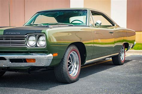 Green 1969 Plymouth Road Runner Coupe 383 727 Torqueflight Automatic