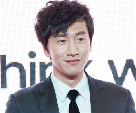 Lee is a former member of the. Lee Kwang-soo Biography - Facts, Childhood, Family Life ...