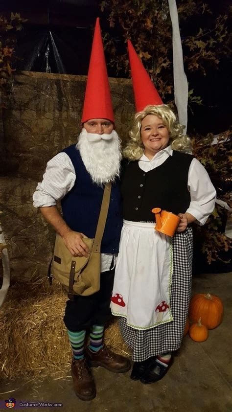 Gnomeo And Juliet Couples Costume Diy Costumes Under 35 Halloween
