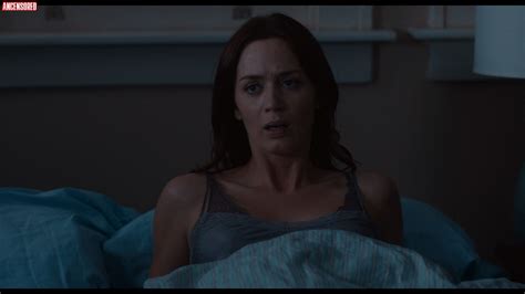 Emily Blunt Nue Dans The Five Year Engagement