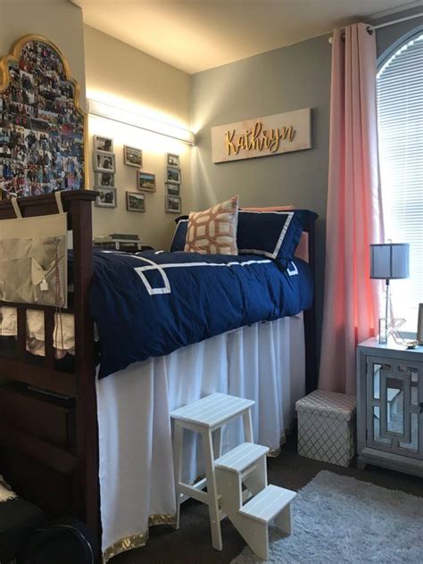 7 Swanky Smu Dorm Room Makeovers D Magazine College Dorm Room Decor