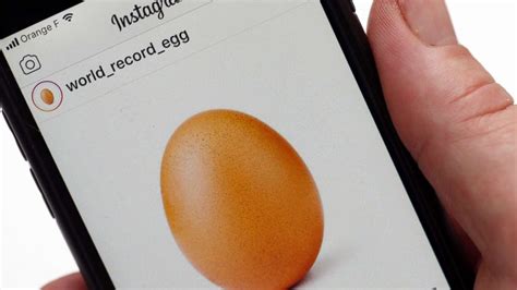Egg Cellent An Egg Becomes The Most Liked Image On Instagram Abc News