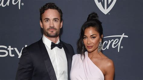 Nicole Scherzinger And Thom Evans Engaged After Cute Beach Proposal