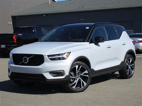 New 2020 Volvo Xc40 T5 R Design Compact Luxury Sport Utility In