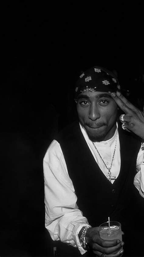 Tupac Shakur Wallpaper Hd Tupac Pictures Tupac Photos Tupac Tupac