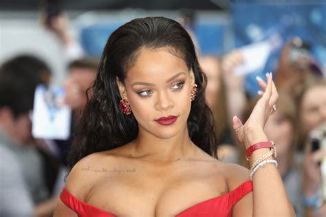 Rihanna Stepping Down As Savage X Fenty Ceo Primenewsprint
