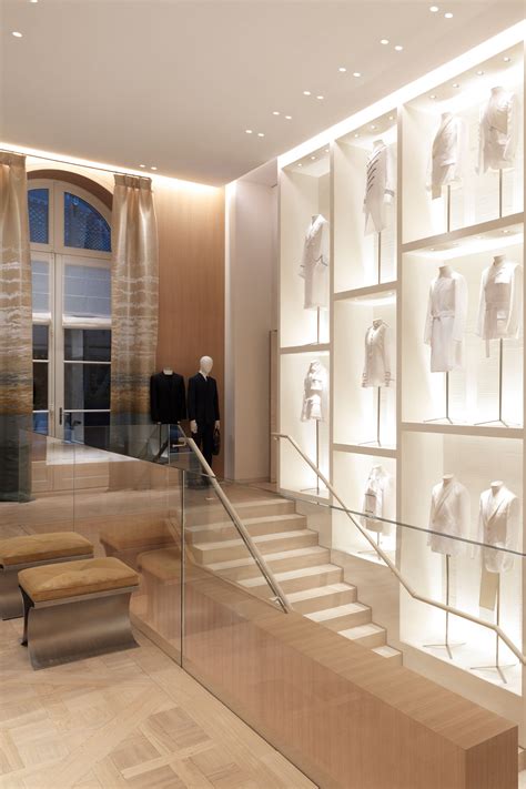 Inside The New Look Dior Flagship In Paris Vogue Business
