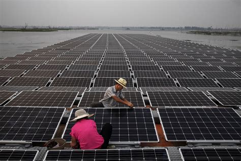 Japan S Biggest Floating Solar Plant Sparks Into Life