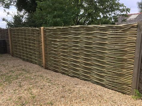 Cool How To Make A Willow Fence Panel 2022