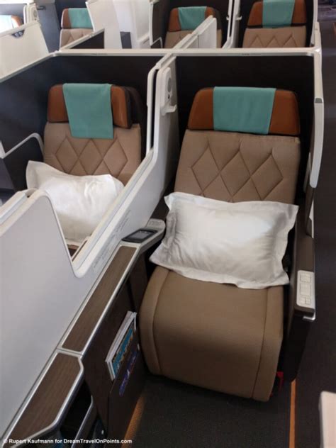 Actual fares paid will now vary depending on the. Fantastic Business Class at Economy Prices: Oman Air ...