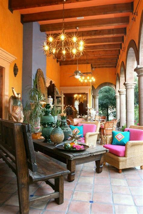 Sala mexicana | Hacienda decor, Mexican home decor, Mexican hacienda decor