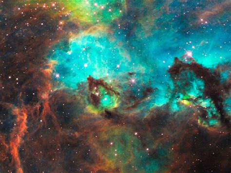 Hauntingly Beautiful Hubble Images