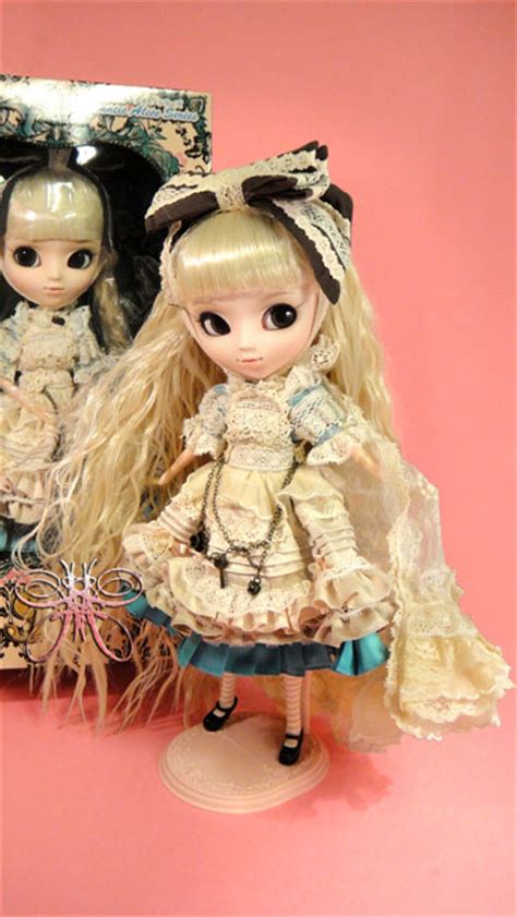 Free Shipping Romantic Alice Pullip Doll Hard To Find