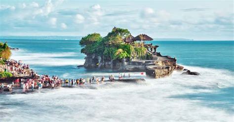 Keberadaan restoran ini sangat mempermudah para pengunjung yang. Harga Tiket Masuk Wisata Di Bali Terbaru 2021 Wisatawan ...