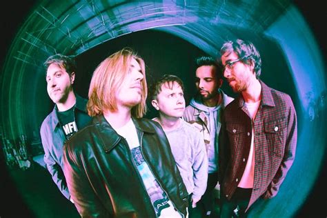 Review Nothing But Thieves Moral Panic