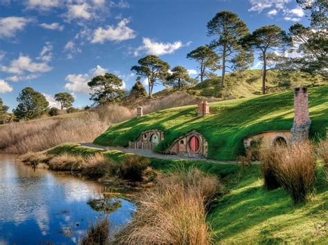 New Zealand Tourism Up Thanks To Hobbit Cbs News