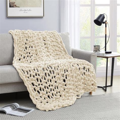 Chunky Knit Chenille Ivory Throw Blanket 40 In X 60 In M643255