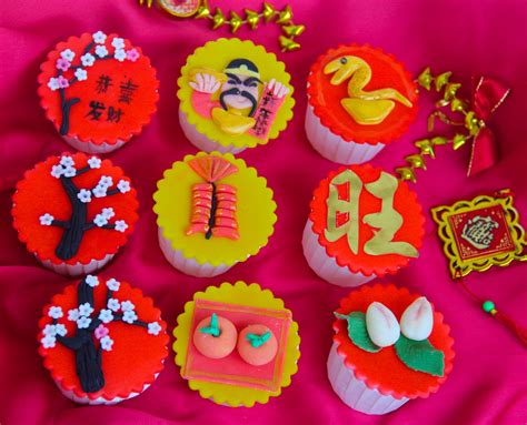 Traditional chinese new year food tends to signify health, prosperity or luck. Ema's Creation: Chinese New Year cupcake