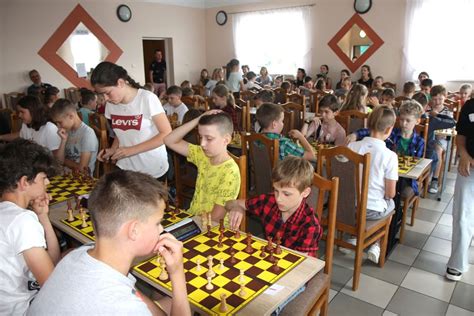 Turniej szachowy z okazji Dnia Dziecka Szkoła Podstawowa im prof