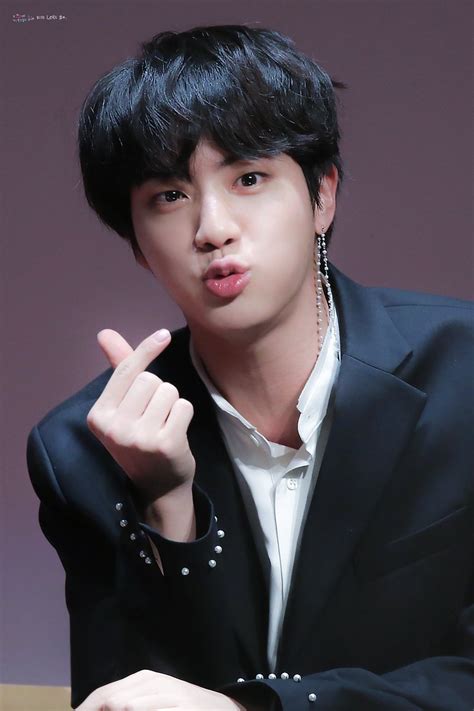 Foto Jin Bts Gambaran