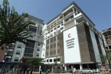 Hospital besar kuala lumpur, abbr: Terminally ill man leaps from fourth floor of HKL ...