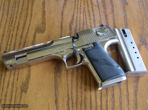 Desert Eagle Polished Chrome 50 Ae Mint