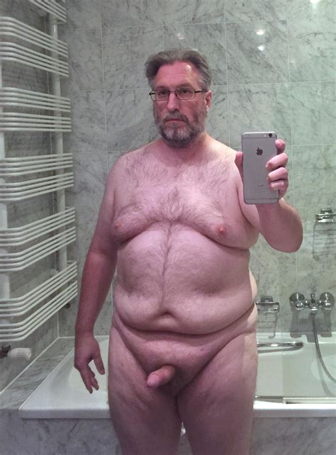 Markus Kniebes Nude Selfie Scrolller
