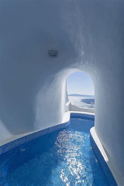 12 Sensational Cave Pools In Santorini In 2021 Great Vacation Spots