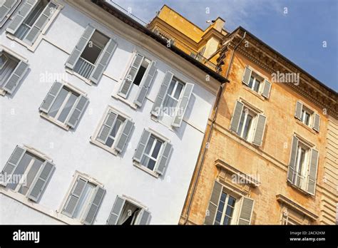 Picturesque House Facade In Rome Italy Stock Photo Alamy