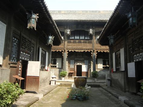 Traditional chinese houses often come to mind when we first think of chinese culture. Chinese courtyard, Chinese house traditional, Chinese house