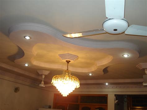 Get a constantly updating feed of breaking news, fun stories, pics, memes, and videos just for you. Modern False Bedroom Designs Ceiling Pop With White Fan On ...