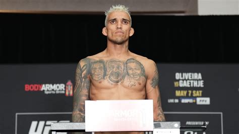 Charles Oliveira Lightweight Title Clash With Islam Makhachev To