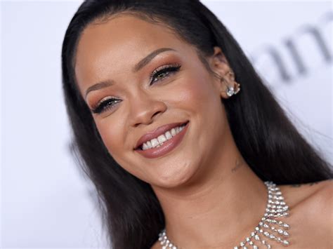 Rihanna Is Worlds Richest Female Musician With 600 Million Fortune