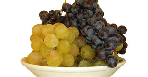 Grape seed extract is a concentrated, natural plant material filled with antioxidants known as oligomeric proanthocyanidins. What Is the Difference Between Resveratrol & Grape Seed ...