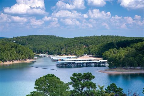 Lake greeson is a reservoir on the little missouri river, about 6 miles north of murfreesboro, arkansas, united states. Make your escape to Lake Greeson and lounge at the Swaha ...