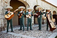 Música tradicional mexicana entre instrumentos de cuerda y de viento ...
