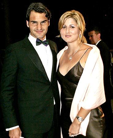 18 years ago, roger federer & his wife miroslava vavrinec. Roger Federer With His Wife Mirka Vavrinec Latest Images ...