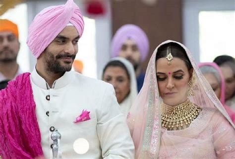 शादी की तीसरी सालगिरह पर साथ नहीं हैं अंगद बेदी और नेहा धूपिया अभिनेता ने लिखा दिल छूने वाला