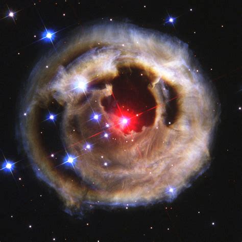Gran Nube De Polvo Luminoso De La Estrella V838 Monocerotis Edición