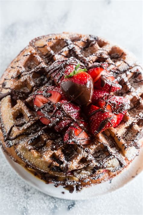 🏅 Waffles De Mantequilla De Fresa Cubiertos De Chocolate