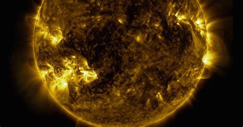 New Nasa Video Shows The Sun In Stunning Ultra High Definition Huffpost