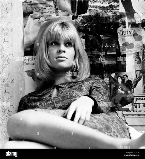 Julie Christie Hi Res Stock Photography And Images Alamy