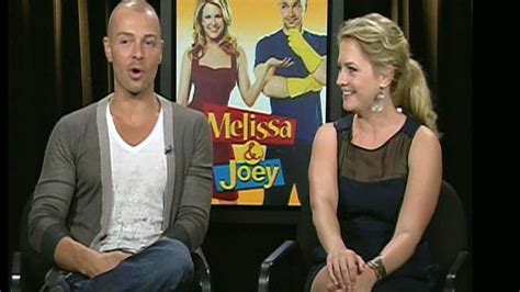 Melissa Joan Hart And Joey Lawrence Team Up For New Sitcom After 30